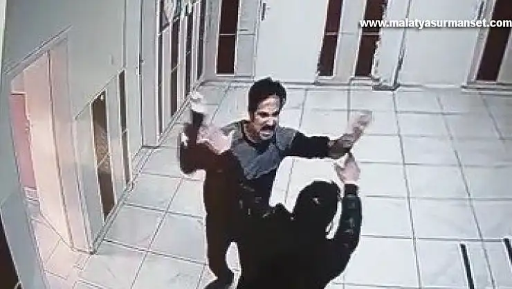 Diyarbakır'da öğrencilerin gözü önünde veli ile öğretmen kavga etti