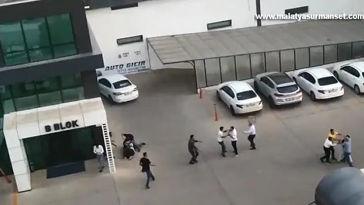 Diyarbakır'da otoparktaki kavgada kürsüler ve yumruklar havada uçuştu: 3 yaralı