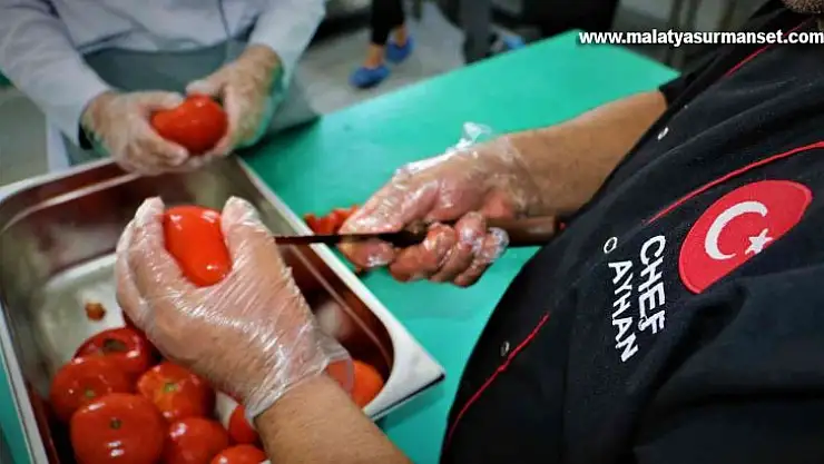 Diyarbakır'da taşımalı eğitim gören öğrencilerin yemeği meslek liselilerden