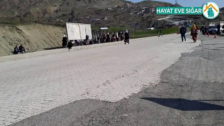 Diyarbakır'da teröristlerden hain saldırı: 2 sivil şehit