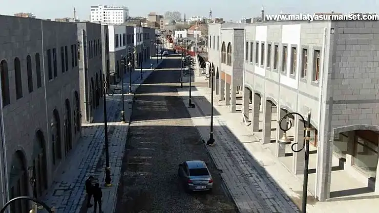 Diyarbakır'da Yenikapı Açık Hava Yaşam ve Kültür Merkezinde 52 dükkan kiralamaya sunuldu