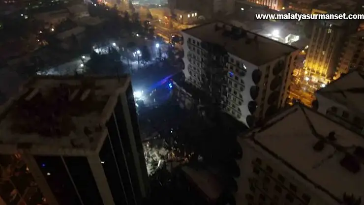 Diyarbakır'ı deprem vurdu: 7 bina yıkıldı, 6 kişi hayatını kaybetti