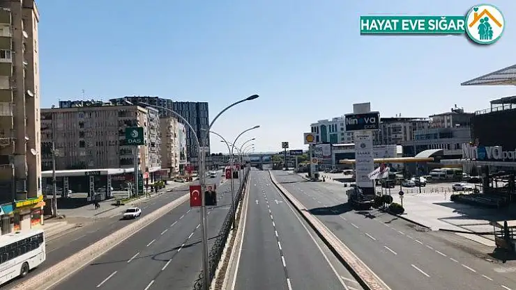 Diyarbakır sokağa çıkma kısıtlaması nedeni ile sessizliğe büründü