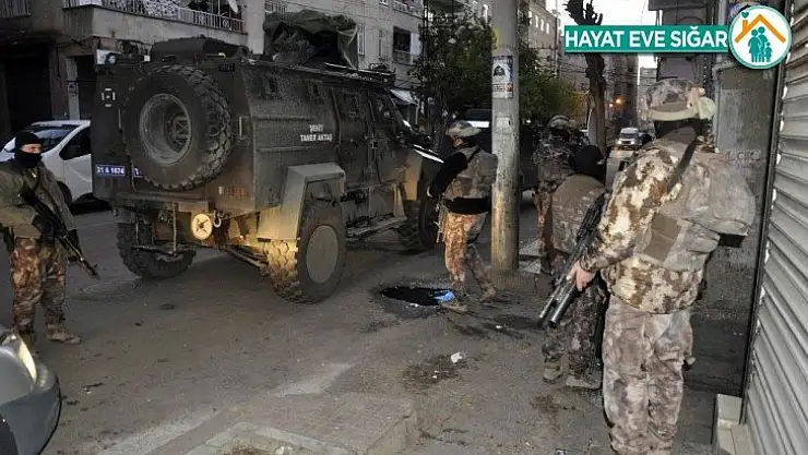 Diyarbakır terör operasyonu, çok sayıda kişi gözaltına alındı