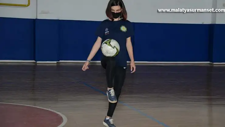 Diyarbakırlı kızlar özel yetenek kurslarıyla üniversiteli oldu