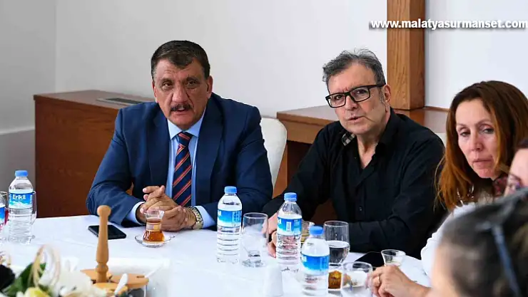 Doğal hayatı koruma vakfı üyelerinden Başkan Gürkan'a ziyaret