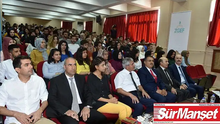 DÜ Rektörü Gül, eğitim fakültesi oryantasyon programına katıldı