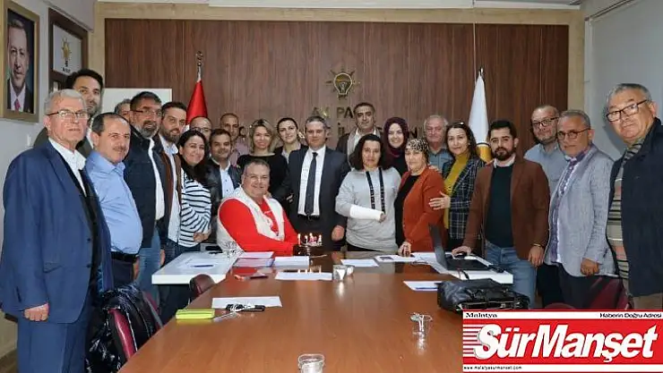 Dünya şampiyonuna pastalı kutlama