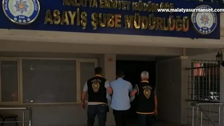 EFT iptali ile vatandaşı dolandıran zanlılar yakalandı