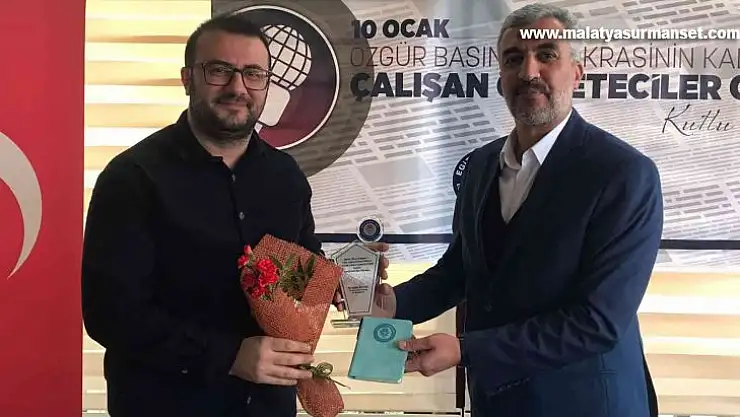 Eğitim Bir-Sen gazetecilerle bir araya geldi