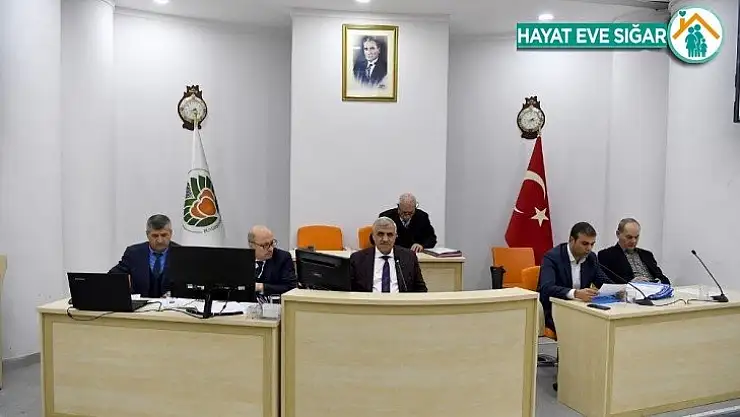 Eğitimci siyasetçi Göğüş koronaya yenildi