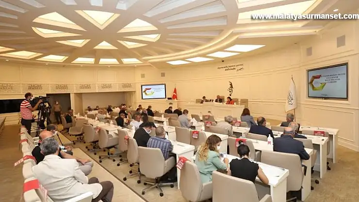 Ekim ayında ilk oyunu sahneleyecekler