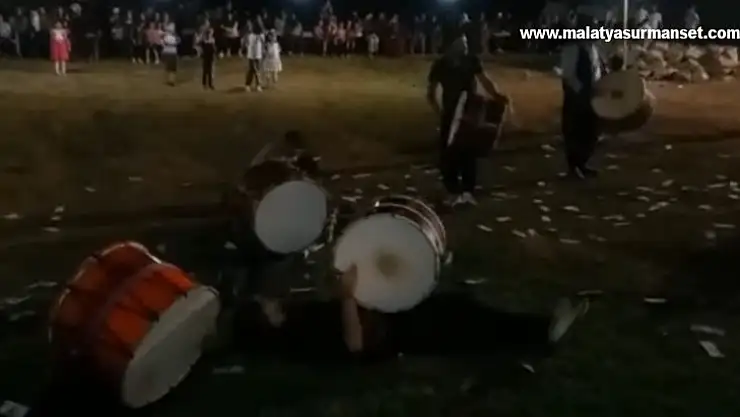 Elazığ'da 'Davulcu tutulması': 5 davulcunun şovu kameralarda