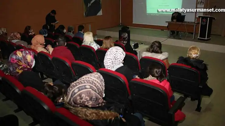 Elazığ'da 'finansal okuryazarlık ve kadının ekonomik güçlenmesi' eğitimi