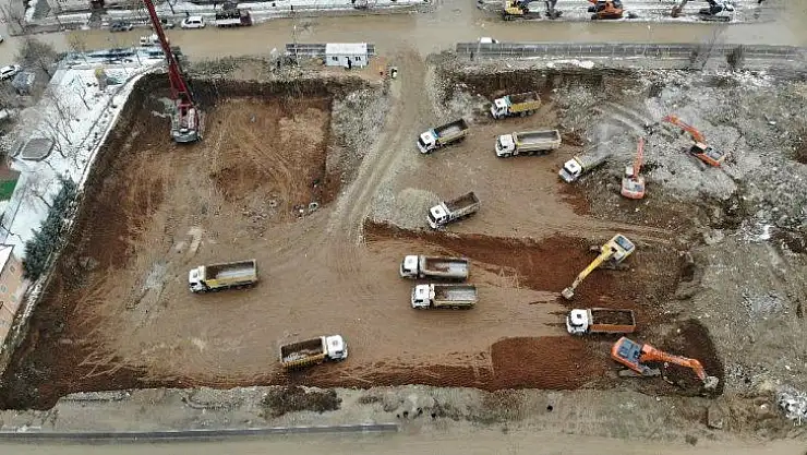 Elazığ'da 435 binanın yıkımı yapıldı, yeni konutların temel atma süreci başladı