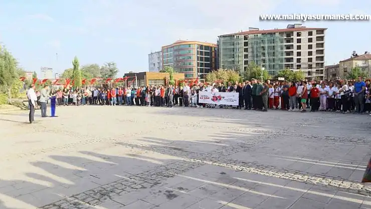 Elazığ'da Amatör Spor Haftası kortej yürüyüşüyle başladı