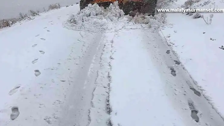 Elazığ'da karla mücadele başladı