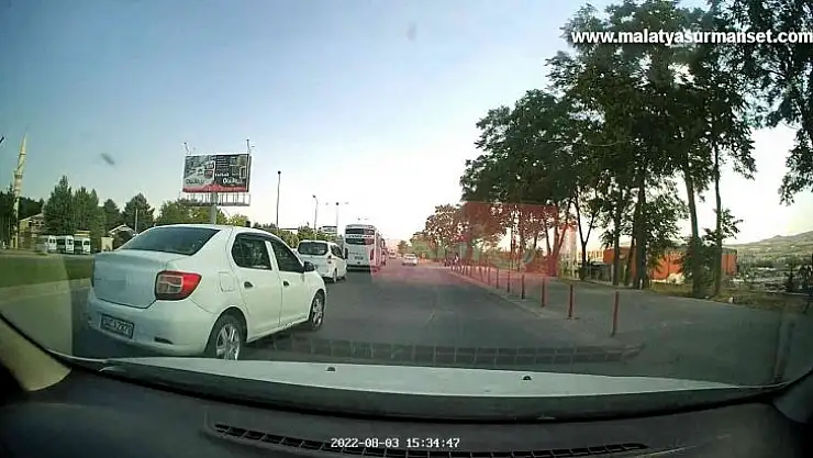Elazığ'da makas atarak ilerledi, trafiği tehlikeye soktu