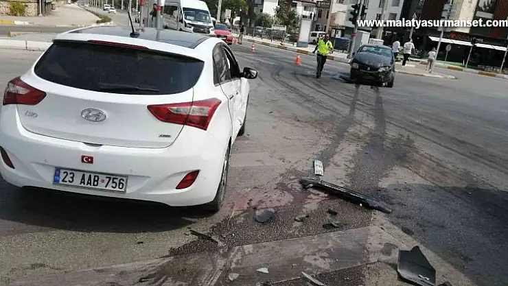 Elazığ'da trafik kazası: 1 yaralı