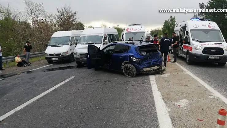 Elazığ'da trafik kazası: 5 yaralı