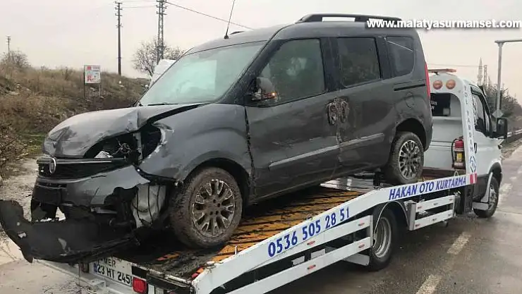Elazığ'da zincirleme trafik kazası :1 yaralı