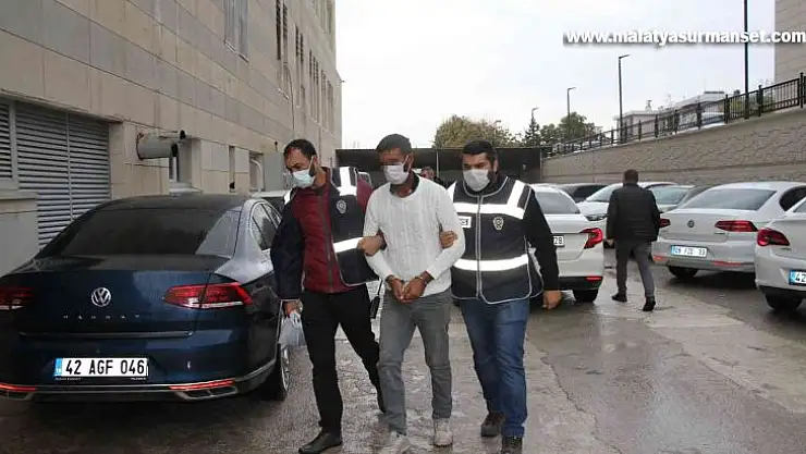 Elazığ'daki kılıçlı, silahlı, bijonlu kavgada adliyeye sevk edilen şüpheli tutuklandı