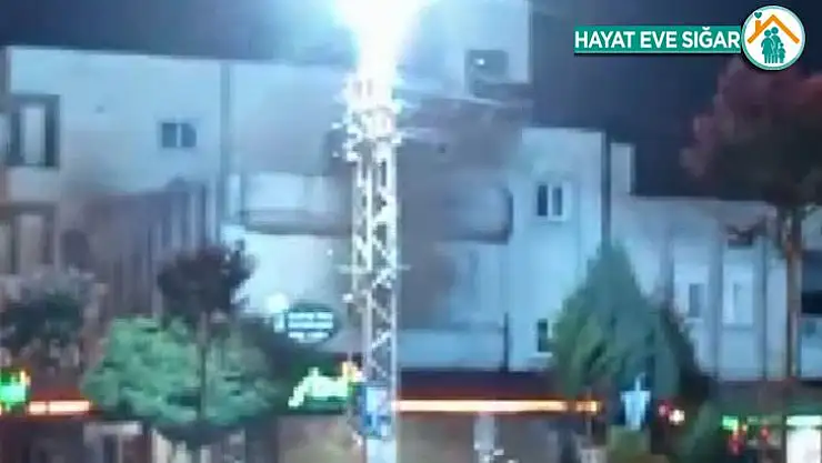 Elektrik trafosu bomba gibi patladı