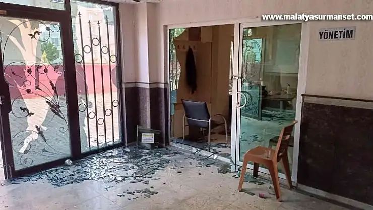 Elektrik yüklemesi yapmayan yöneticiye EYP'li saldırı