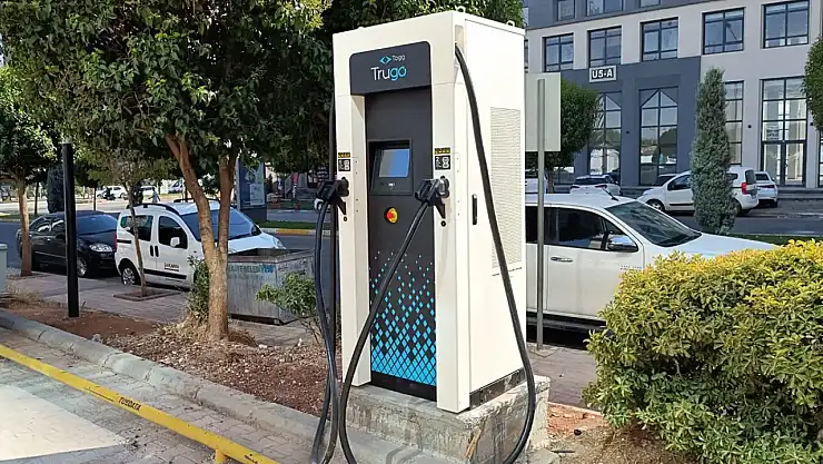 Elektrikli Araç Sahiplerine Müjde Türkiye Şarj Haritası Genişliyor