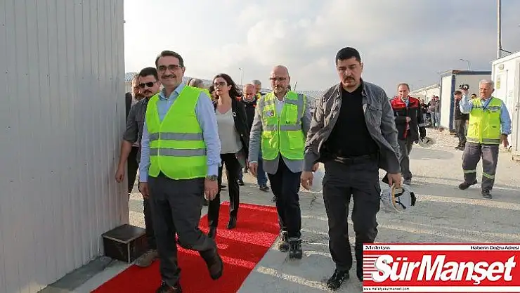 Enerji Bakanı Dönmez Türk Akım alım terminalini ziyaret etti