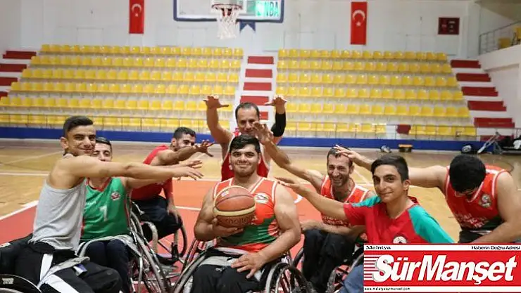 Engeli, basketbol tutkusunun önüne geçemedi
