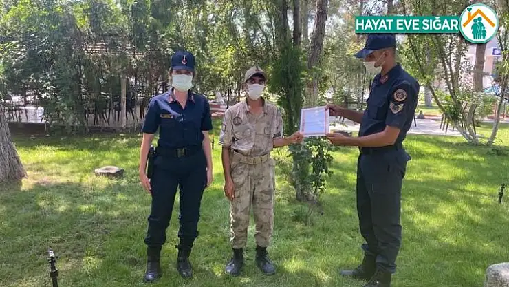 Engelli gencin askerlik sevinci