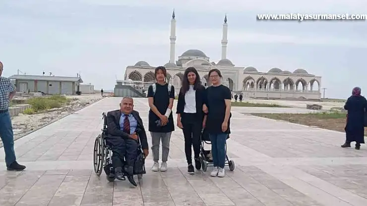 Engelliler sahabi Safvan bin Muattal Türbesini gezdi