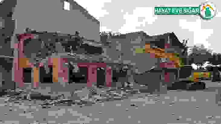 Erenler'de kaçak yapıya taviz yok