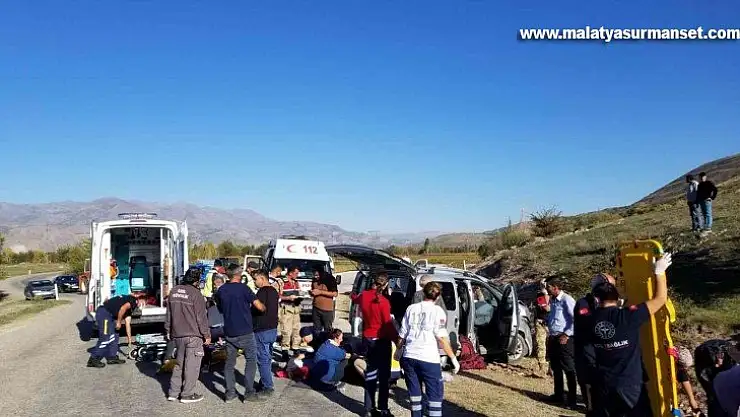 Erzincan'da trafik kazası: 7 yaralı