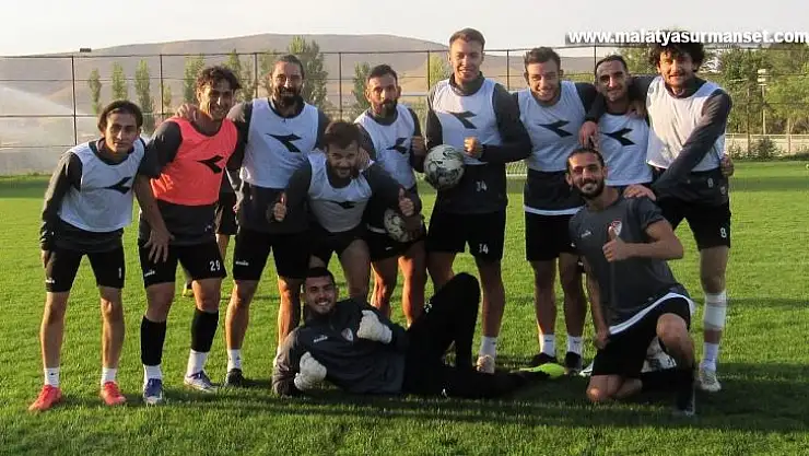 ES Elazığsporlu futbolcuların hedefi şampiyonluk