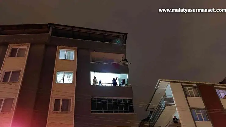 Eşi evi terk eden şahıs çocuğunu görmek için intihara kalkıştı