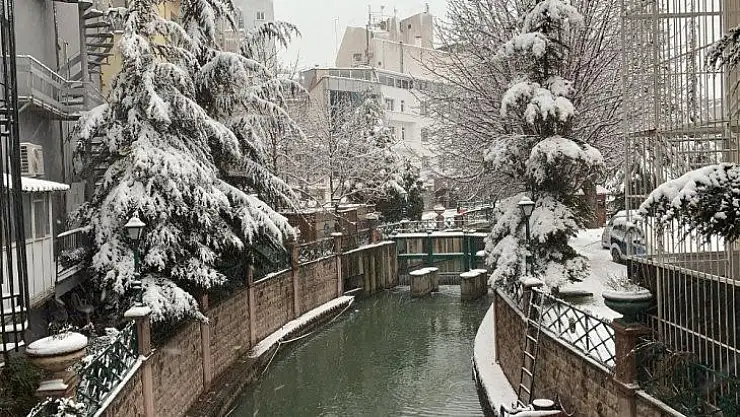 Eskişehir beyaz örtü ile uyandı