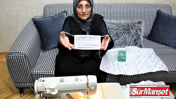 Evden sağlıkçılar için gönüllü olarak maske dikiyor