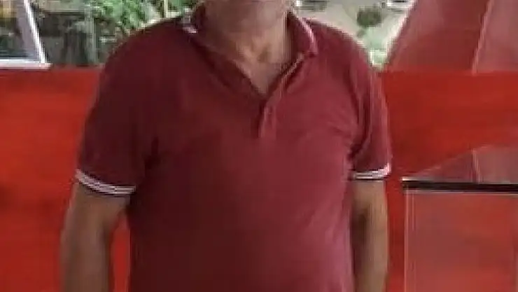 Evine giderken motosikletin çarptığı taksi sürücüsü öldü