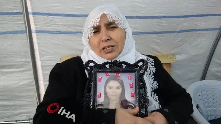 Evladı için 109 gündür oturma eylemi yapan annenin ağıtları yürek dağladı