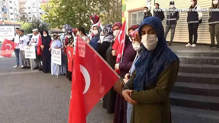 Evlat nöbetindeki ağabey, kardeşini HDP ve PKK'dan istiyor