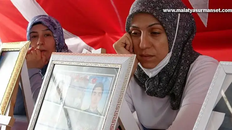 Evlat nöbetindeki aileler Kurban Bayramı'na hüzünlü girdi