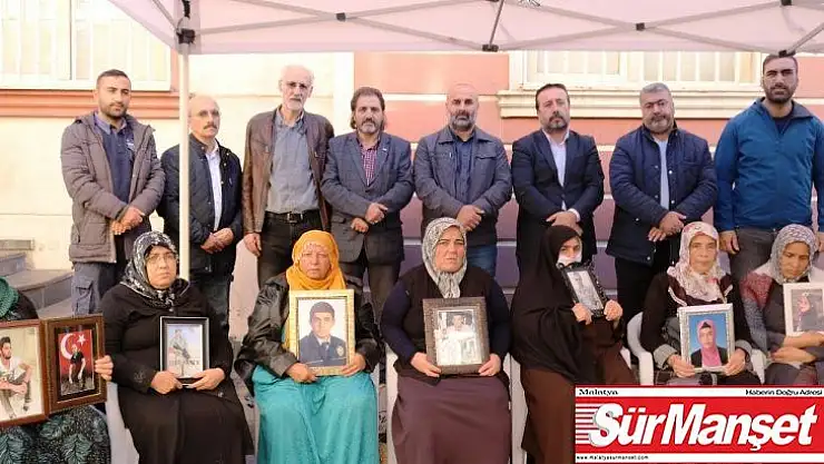 Evlat nöbetindeki ailelere bir destek de gazetecilerden