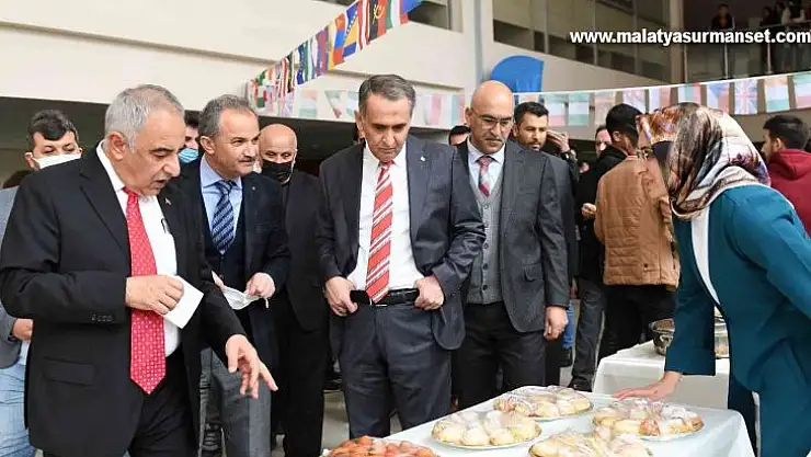 Farklı ülke öğrencilerinden barış mesajı