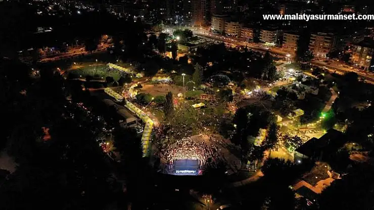 Fatma Şahin, Hemşehri Dernekleri Festivali'nin açılışını yaptı!