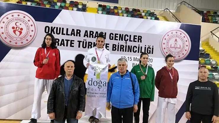 Fatma Uygur Türkiye birincisi oldu