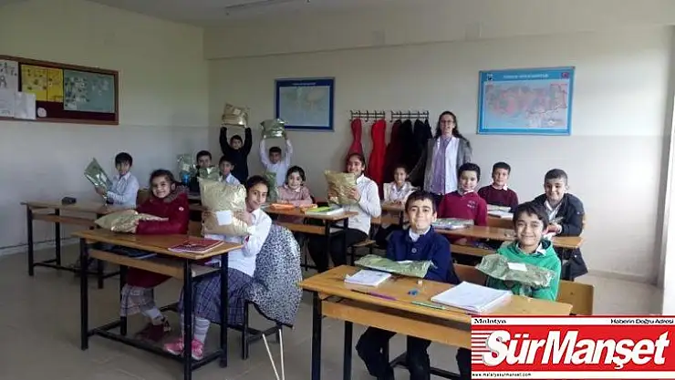 Fedakar öğretmenden muhtaç öğrenci ve ailelere yardım seferberliği