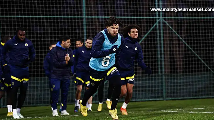 Fenerbahçe, Hatayspor maçı öncesi kampa girdi