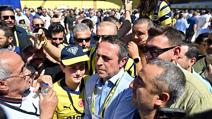 Fenerbahçe Kulübü seçimli olağan genel kurulunda oy verme işlemi başladı